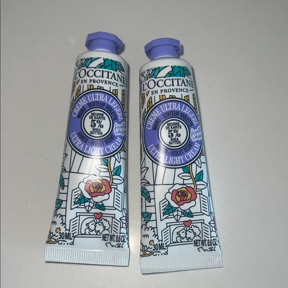 L'OCCITANE Ultra Light Cream with Floral Design